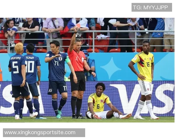 哥伦比亚世界杯主场球衣曝光蝴蝶设计向马尔克斯致敬 哥伦比亚世界杯主场球衣曝光蝴蝶设计向马尔克斯致敬