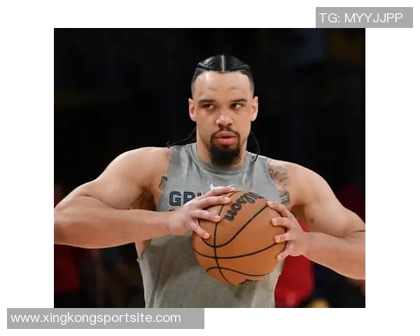 狄龙谈比赛表现:训练成果显著持球压迫发挥出色 狄龙谈比赛表现:训练成果显著持球压迫发挥出色