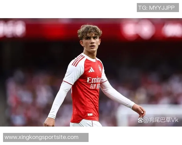 约克雷斯回归里斯本处理个人事务与葡萄牙体育友人聚会 约克雷斯回归里斯本处理个人事务与葡萄牙体育友人聚会