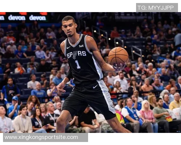 开拓者媒体人调侃交易文班亚马是否需要整支球队来换取